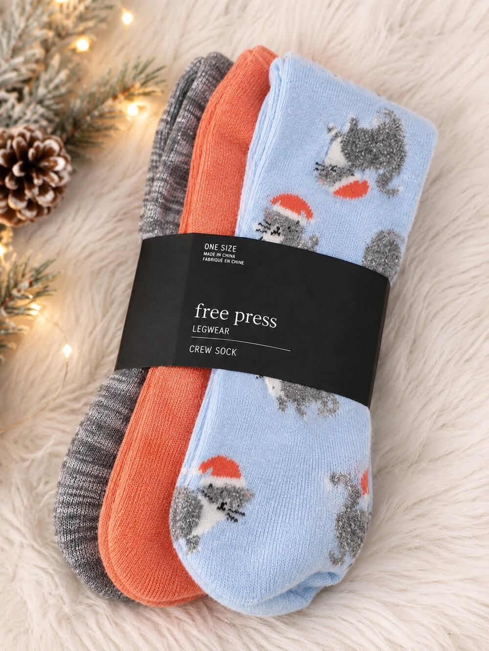 Free Press Women’s 3-Pack Crew Socks | Santa Kitty Print | One Size | NWT